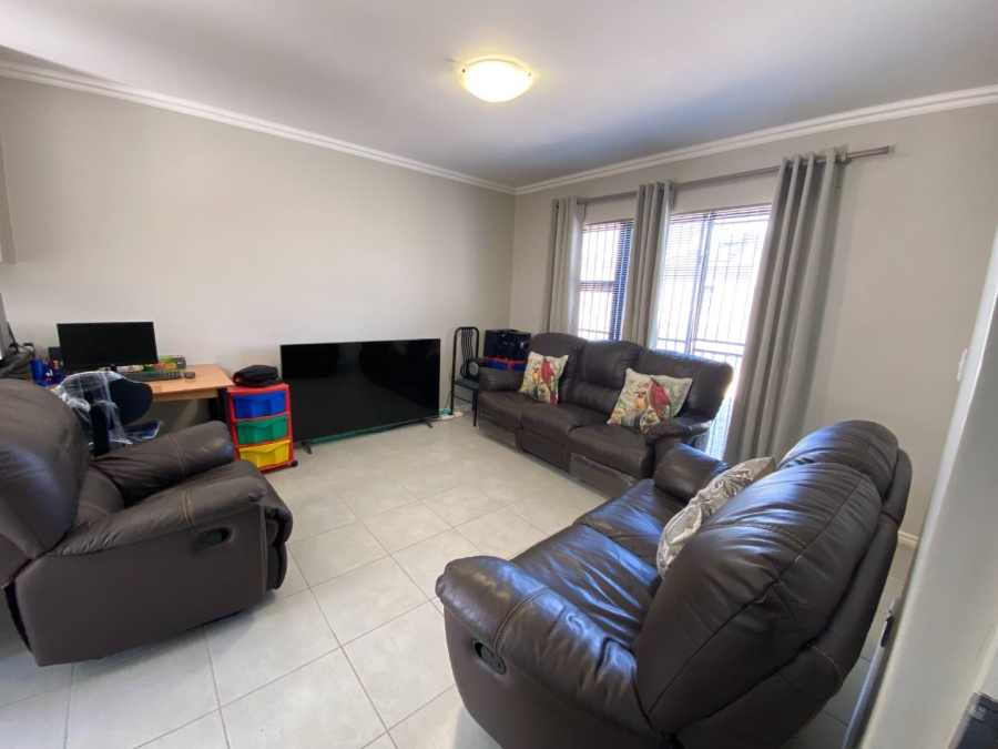 3 Bedroom Property for Sale in Windsor Park Western Cape